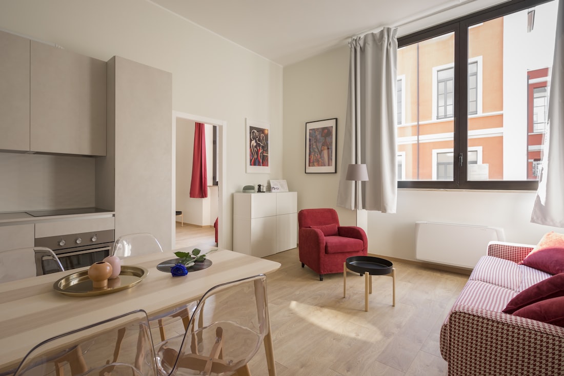 Intérieur d'appartement, état des lieux d'entrée
